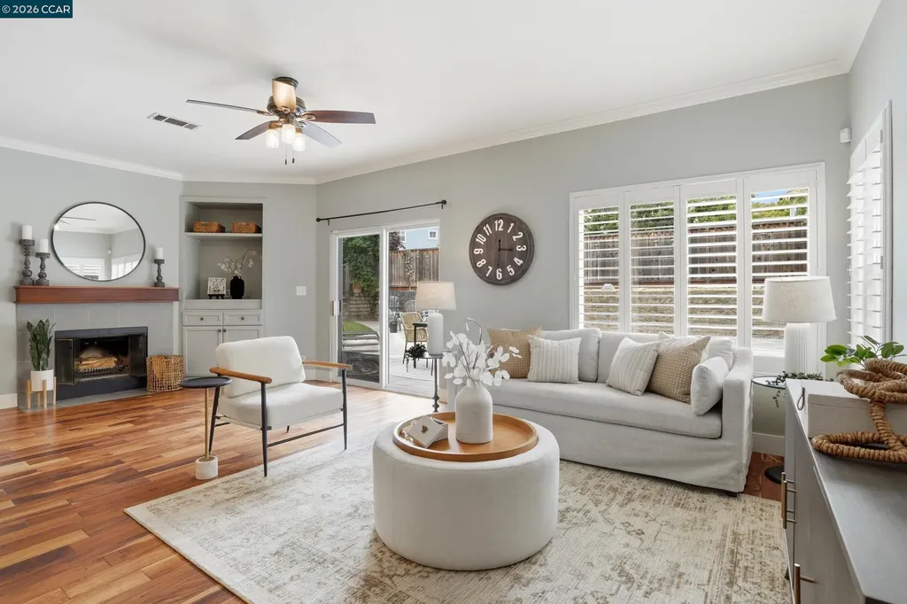 112 Mont St Michel Way Martinez CA 94553