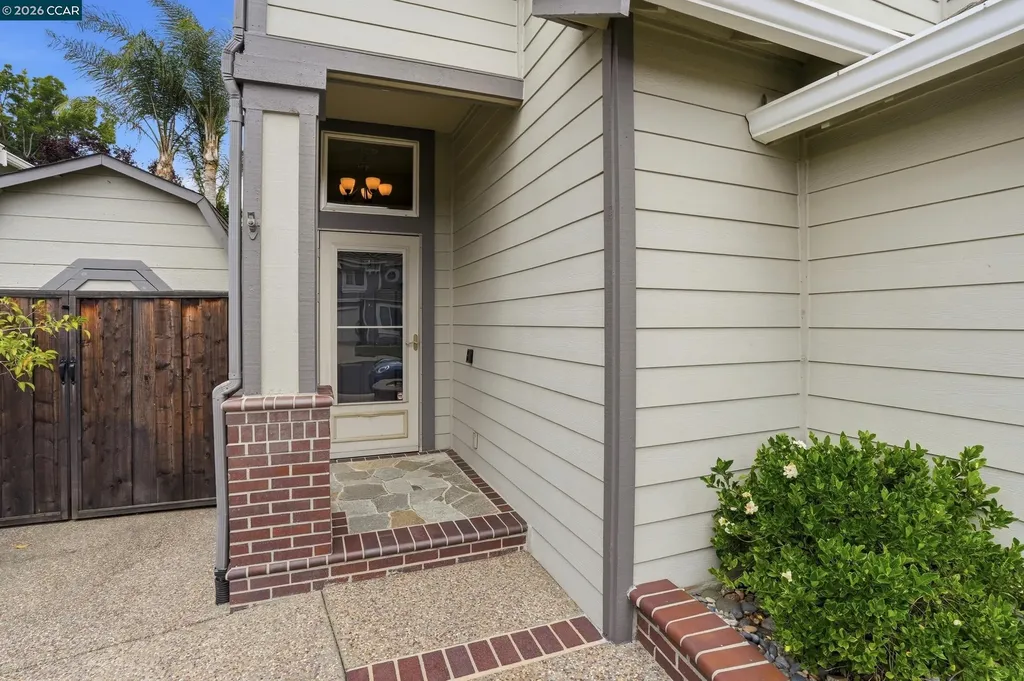 112 Mont St Michel Way Martinez CA 94553