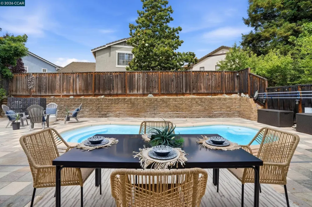 112 Mont St Michel Way Martinez CA 94553