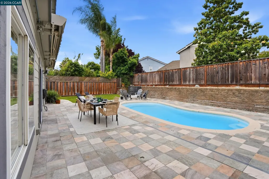 112 Mont St Michel Way Martinez CA 94553