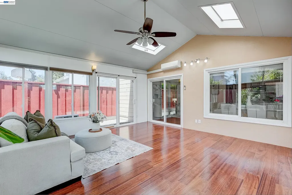 5440 Twilight Common Fremont CA 94555