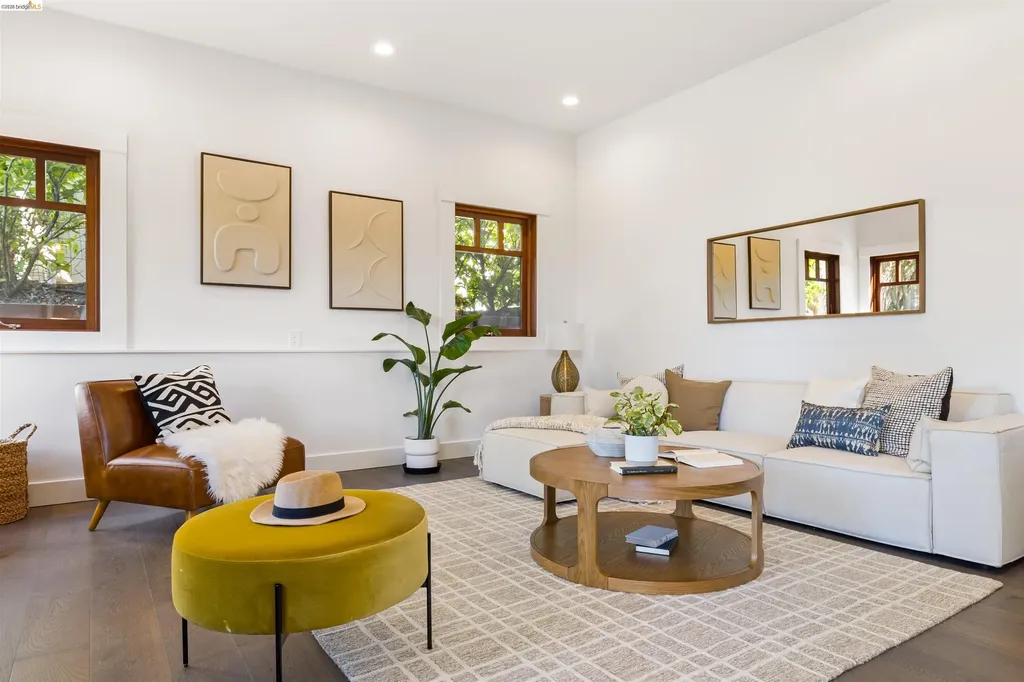 743 Calmar Oakland CA 94610