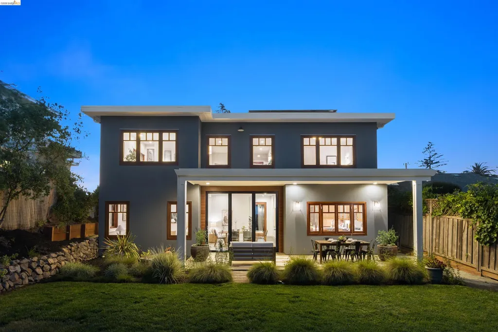 743 Calmar Oakland CA 94610