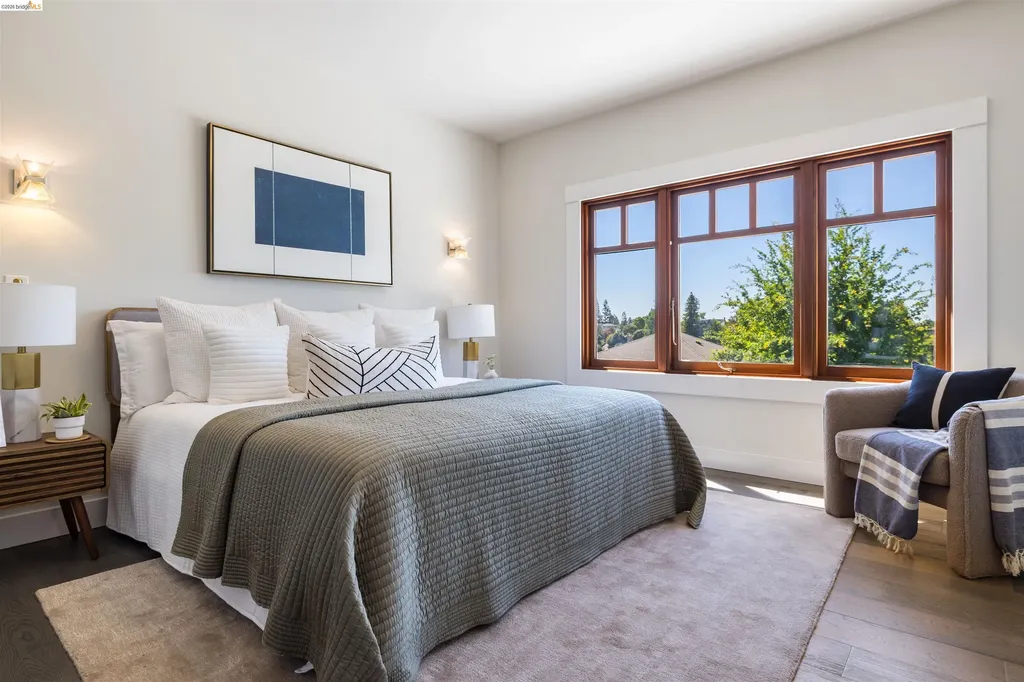 743 Calmar Oakland CA 94610