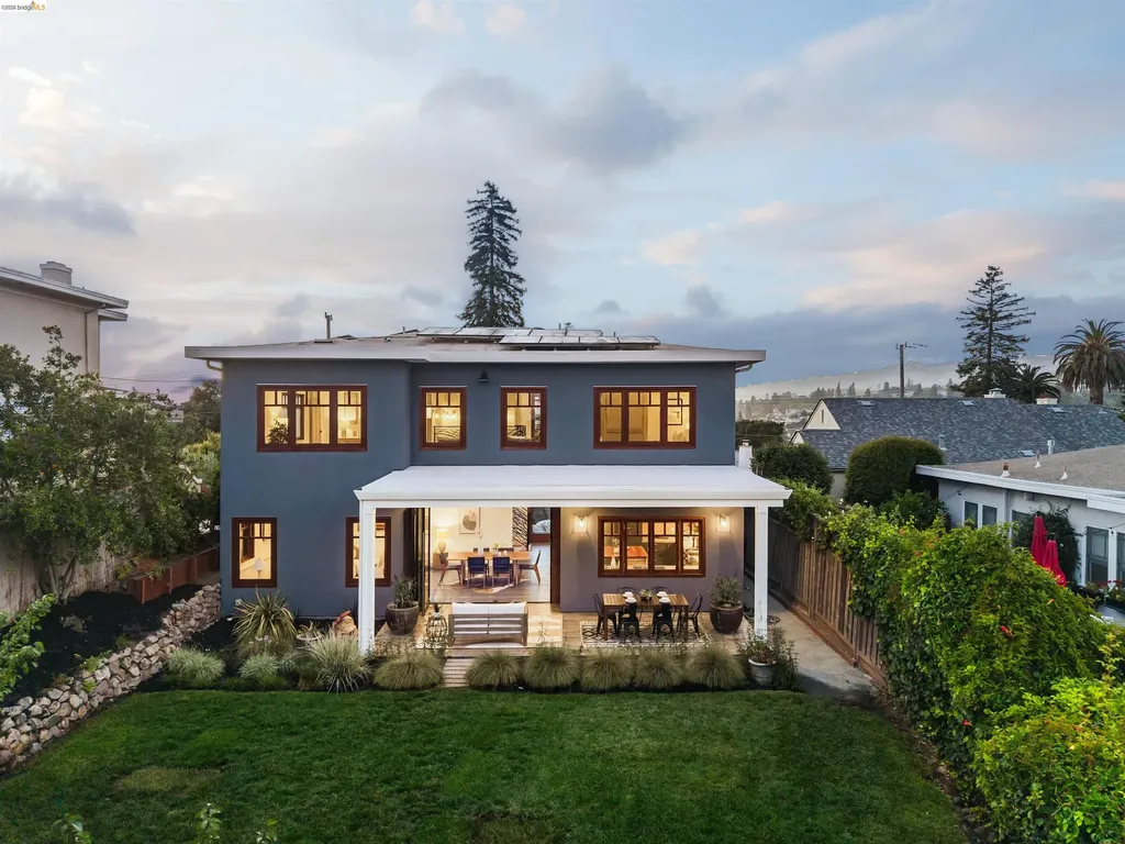743 Calmar Oakland CA 94610