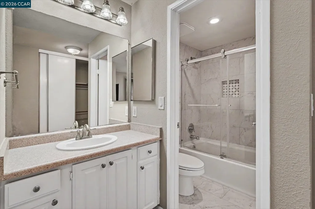 485 Canyon Oaks Drive Oakland CA 94605