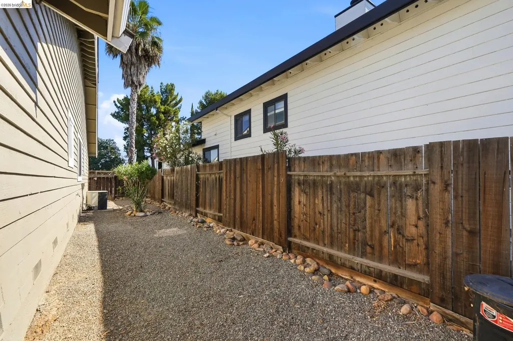 1794 Seal Way Discovery Bay CA 94505