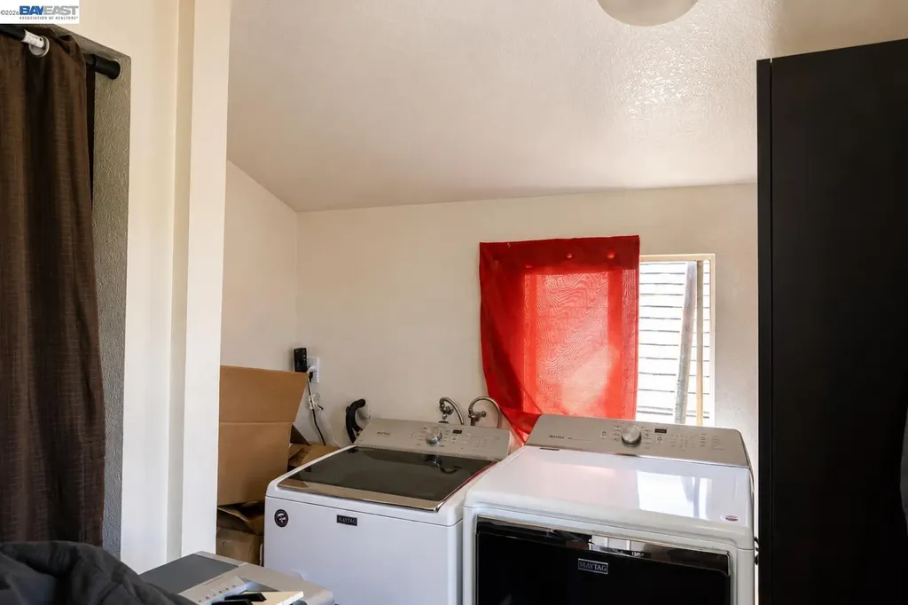 3338 San Leandro Street Oakland CA 94601