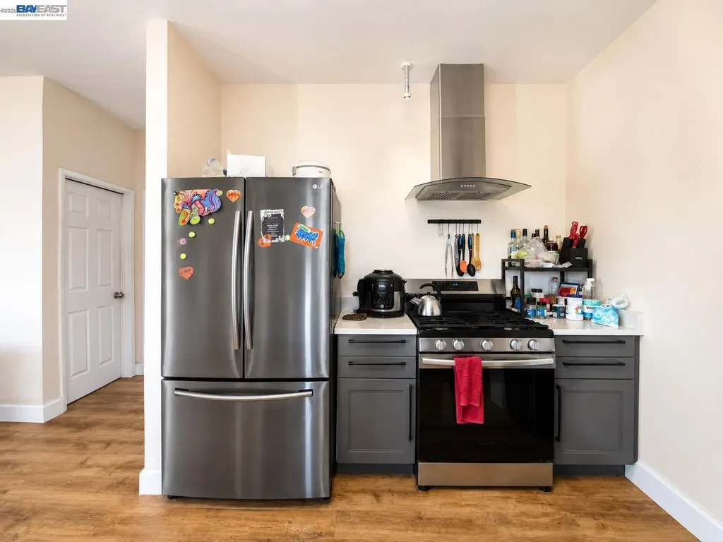 3338 San Leandro Street Oakland CA 94601