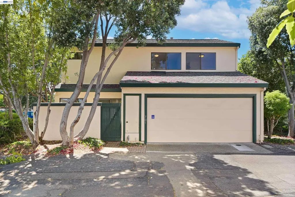 701 Ironwood Road Alameda CA 94502