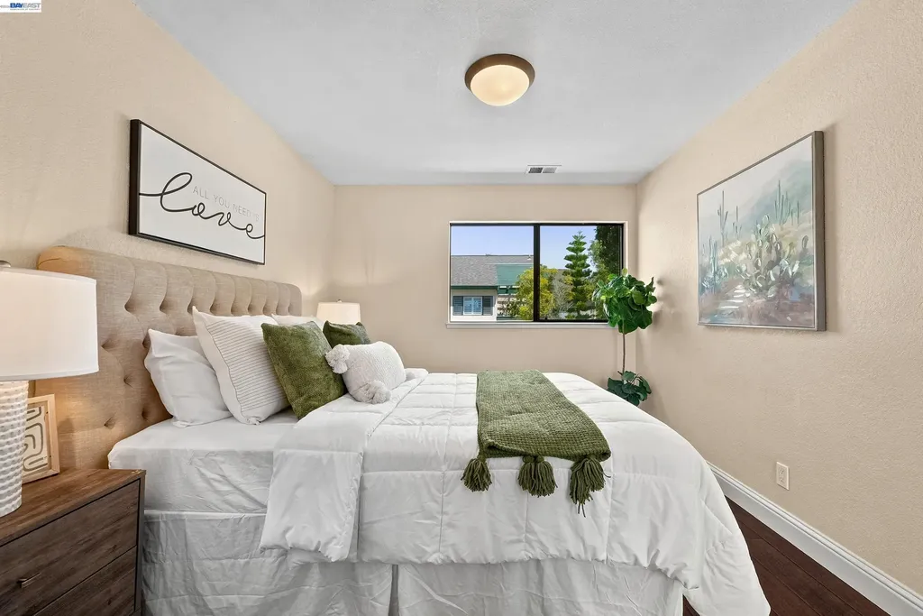 701 Ironwood Road Alameda CA 94502