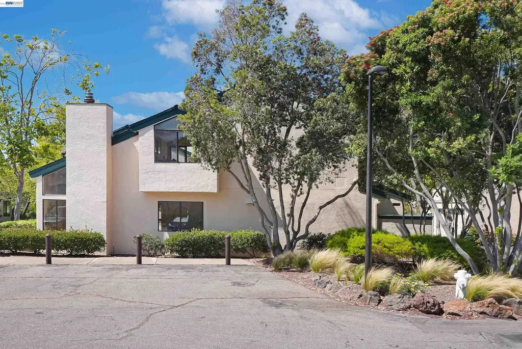 701 Ironwood Road Alameda CA 94502