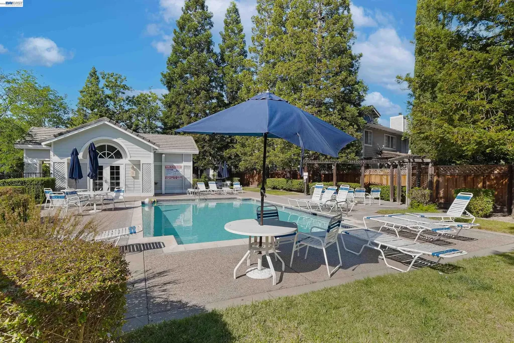 701 Ironwood Road Alameda CA 94502