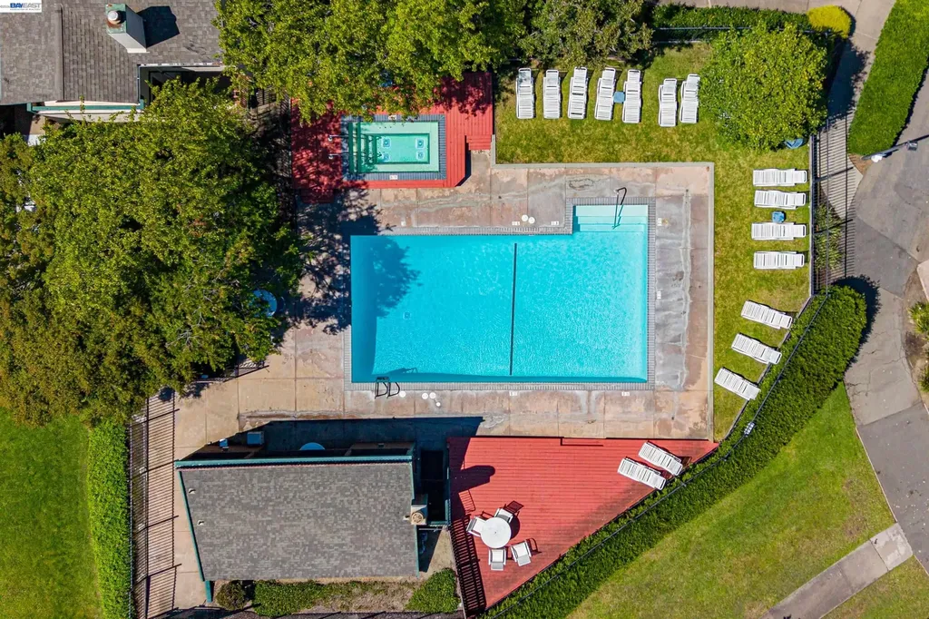 701 Ironwood Road Alameda CA 94502