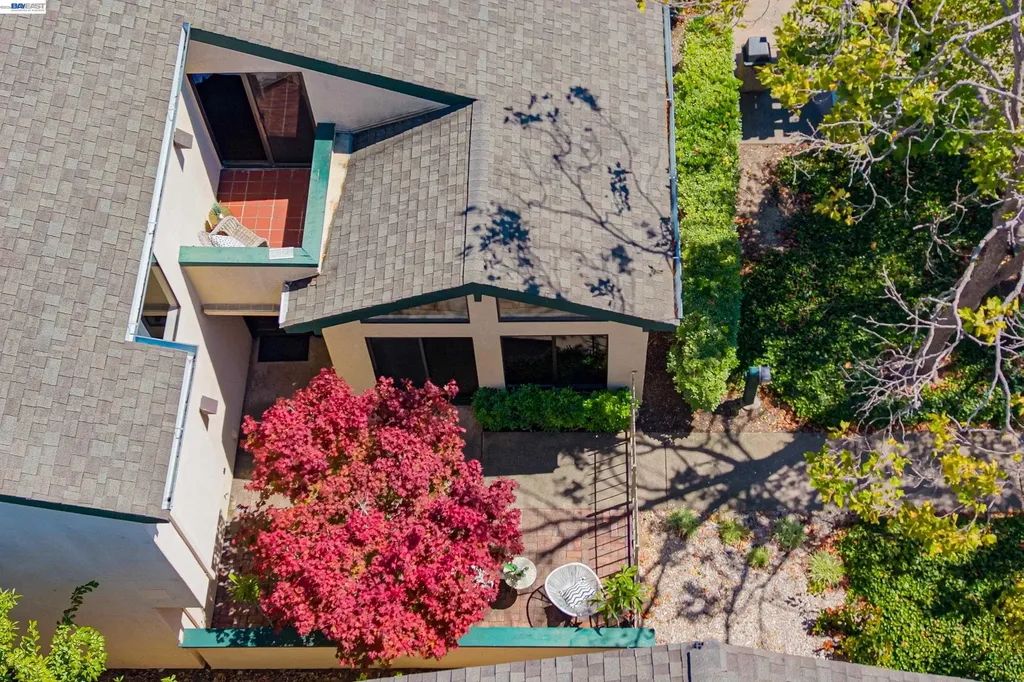 701 Ironwood Road Alameda CA 94502