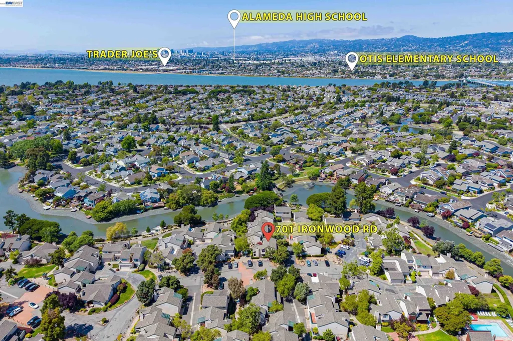 701 Ironwood Road Alameda CA 94502