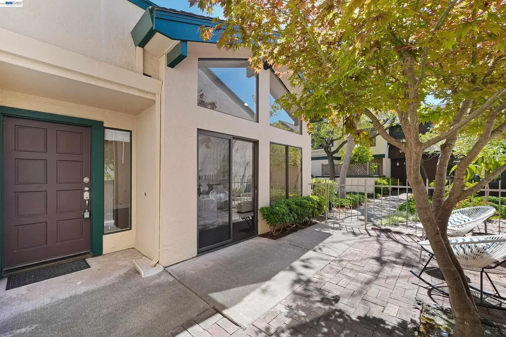 701 Ironwood Road Alameda CA 94502