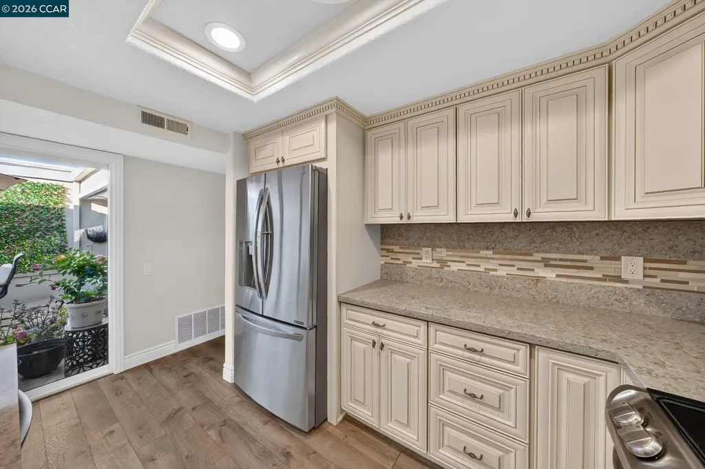 2100 Golden Rain Road Walnut Creek CA 94595