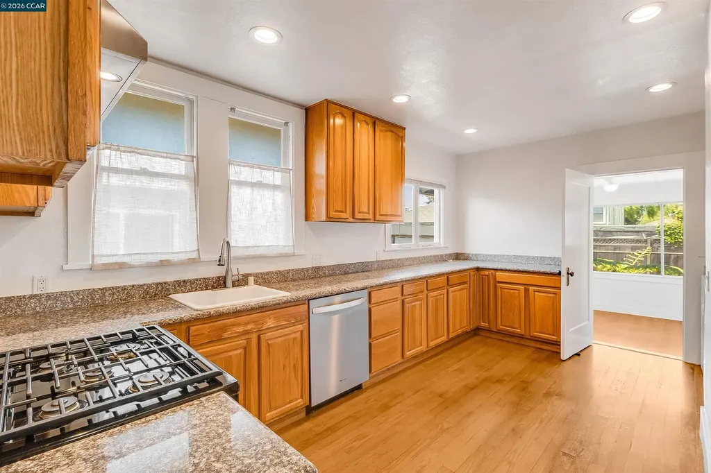 439 44th Street Richmond CA 94805