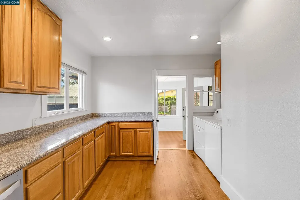 439 44th Street Richmond CA 94805