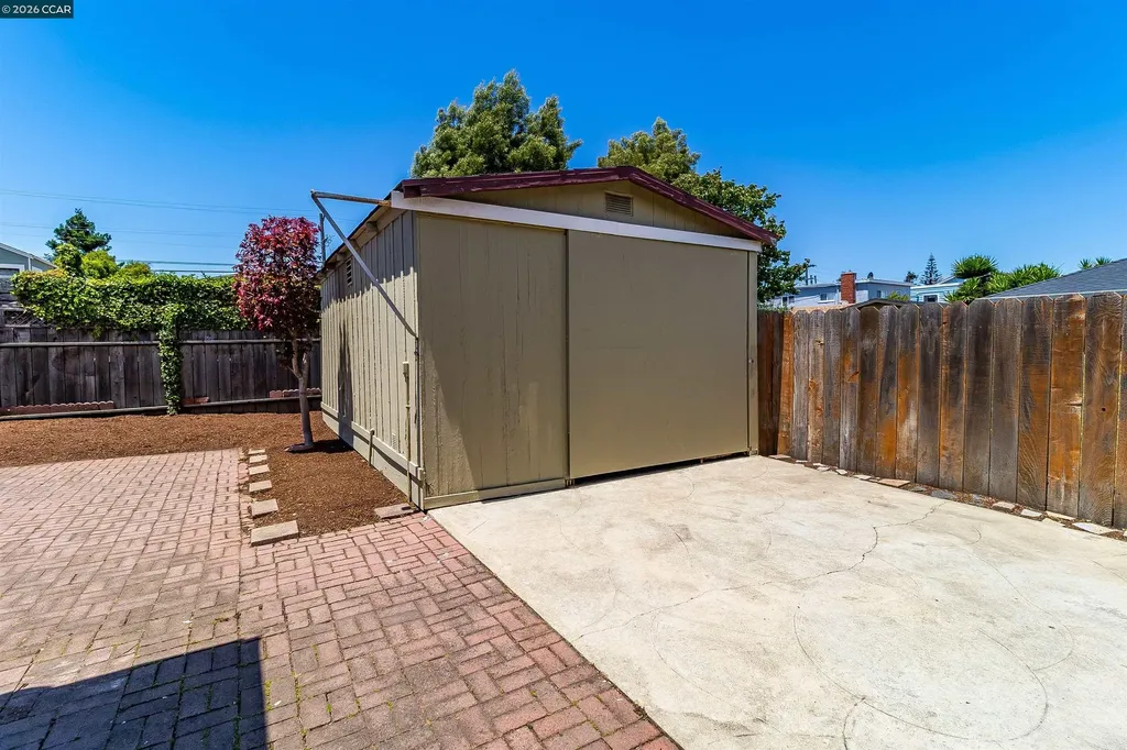 439 44th Street Richmond CA 94805