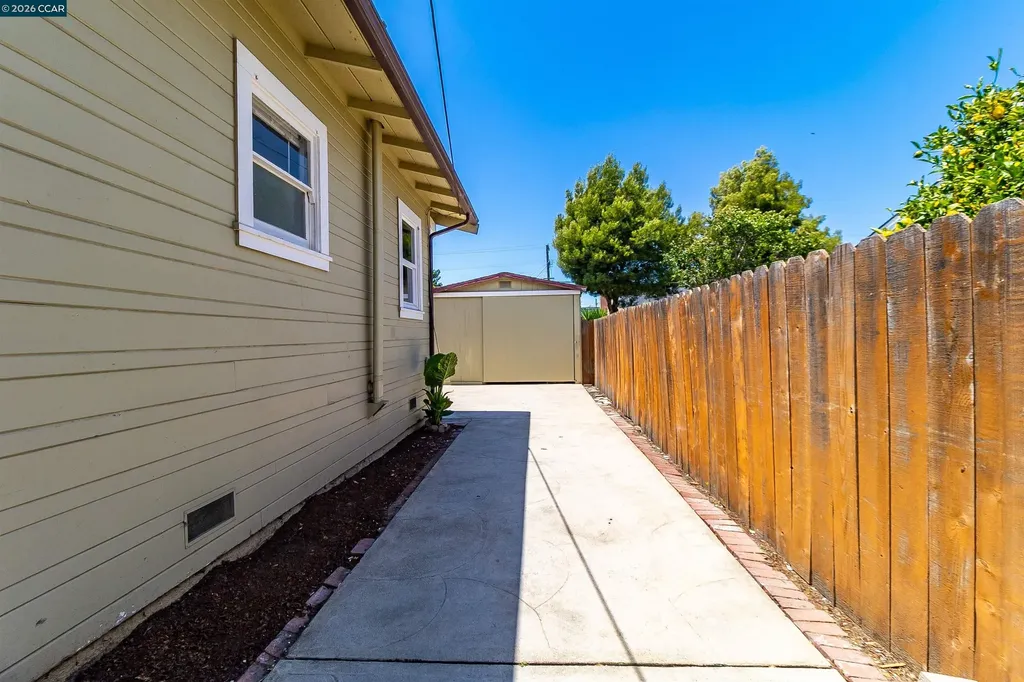439 44th Street Richmond CA 94805