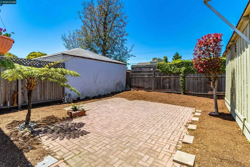 439 44th Street Richmond CA 94805