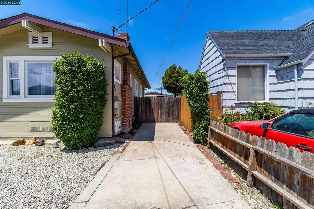 439 44th Street Richmond CA 94805
