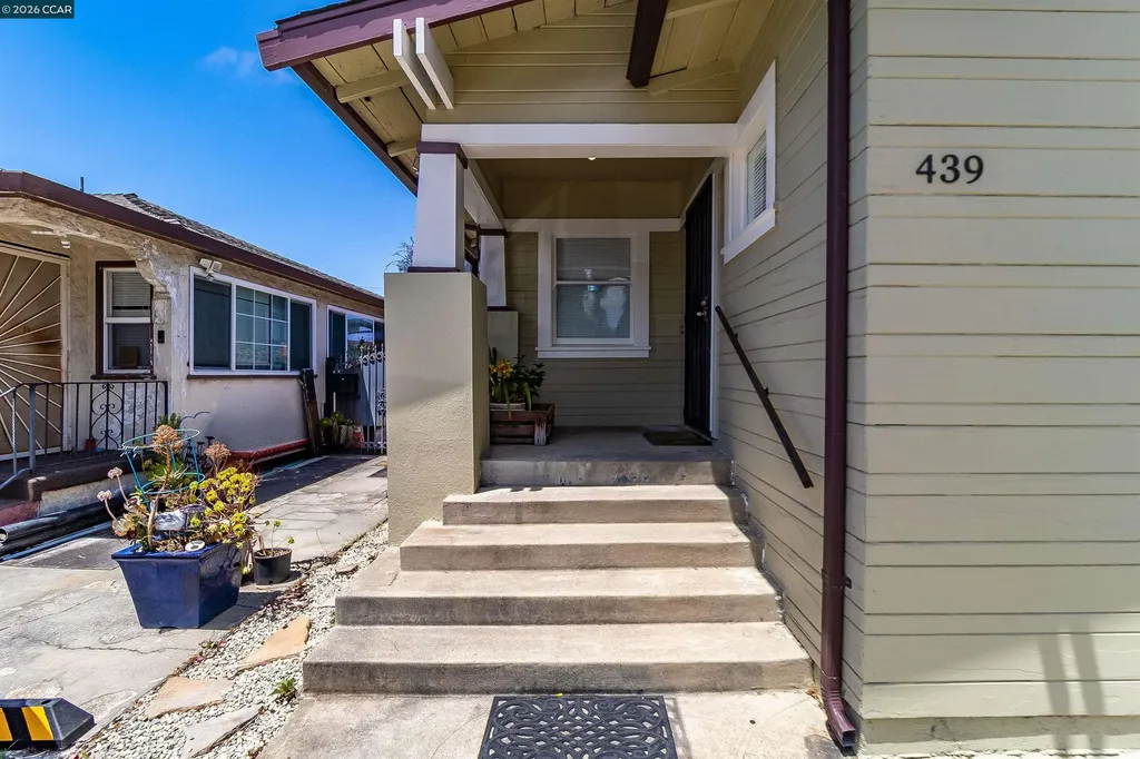 439 44th Street Richmond CA 94805