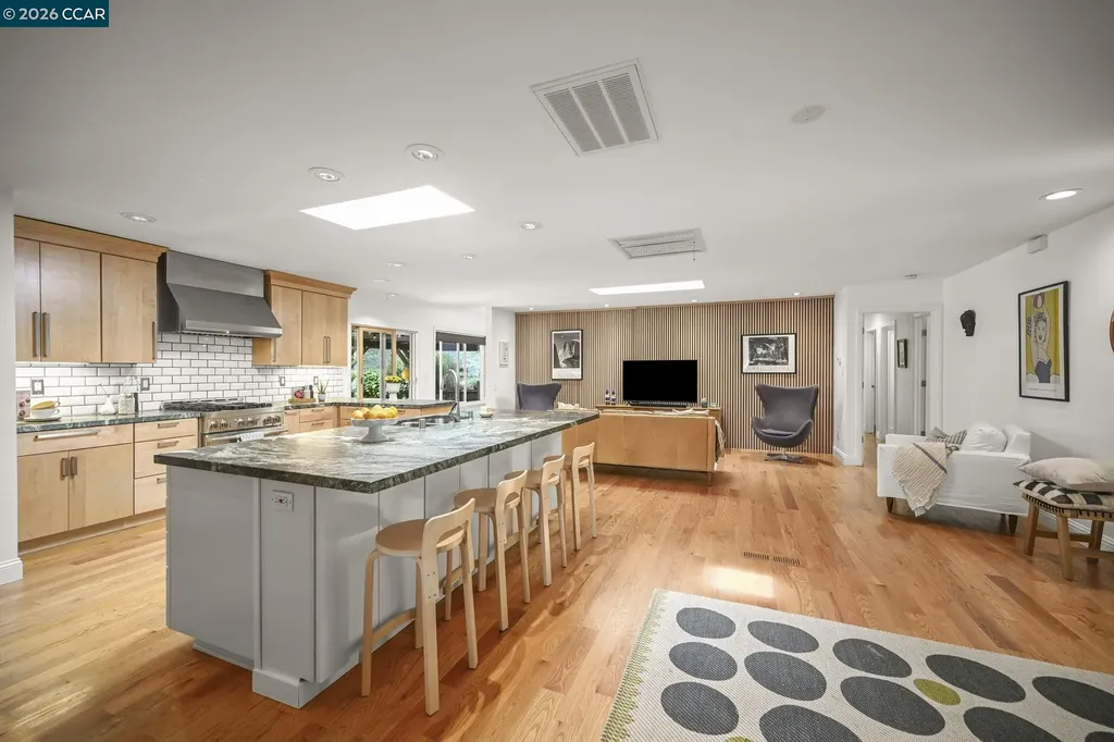 56 Baja Loma Court Danville CA 94526