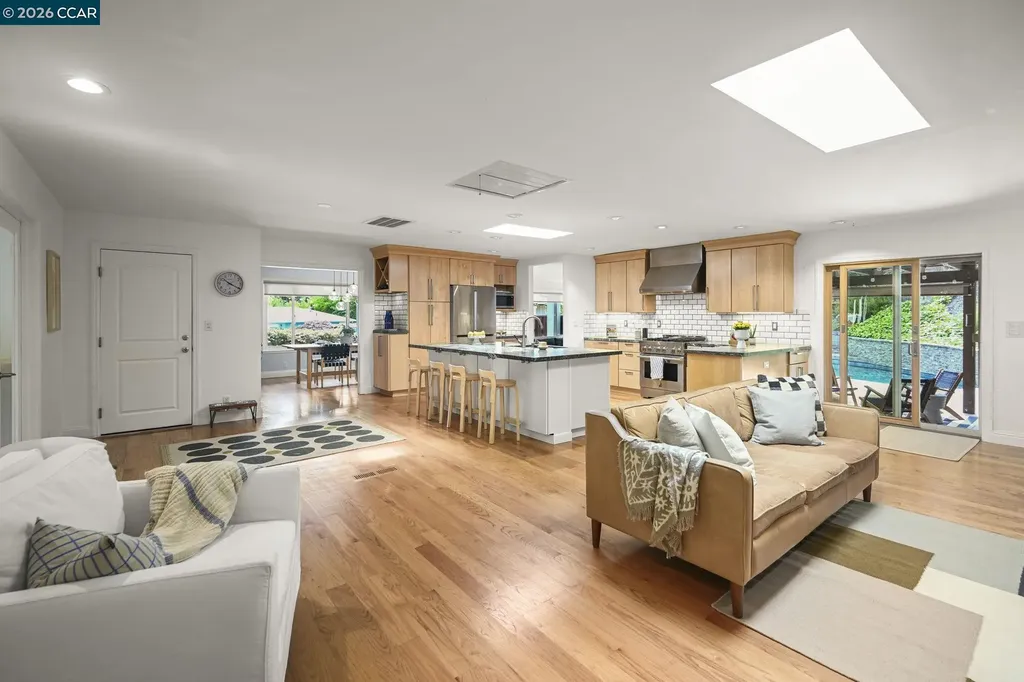 56 Baja Loma Court Danville CA 94526