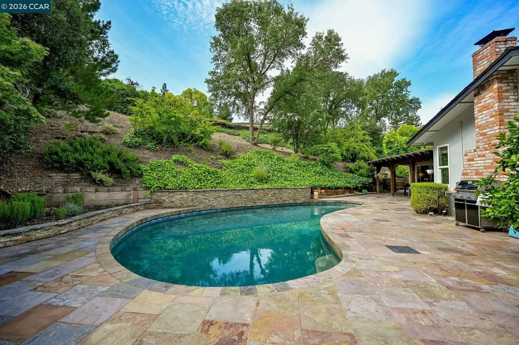 56 Baja Loma Court Danville CA 94526