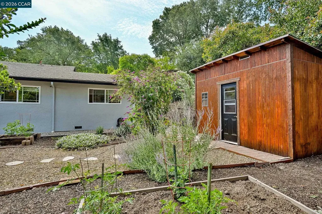 56 Baja Loma Court Danville CA 94526