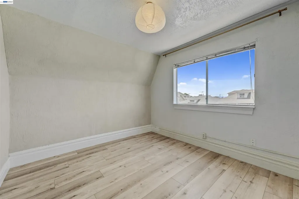 818 18th Street Oakland CA 94607