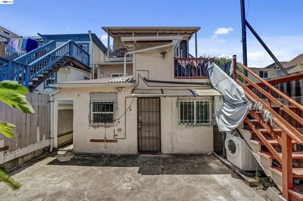 818 18th Street Oakland CA 94607