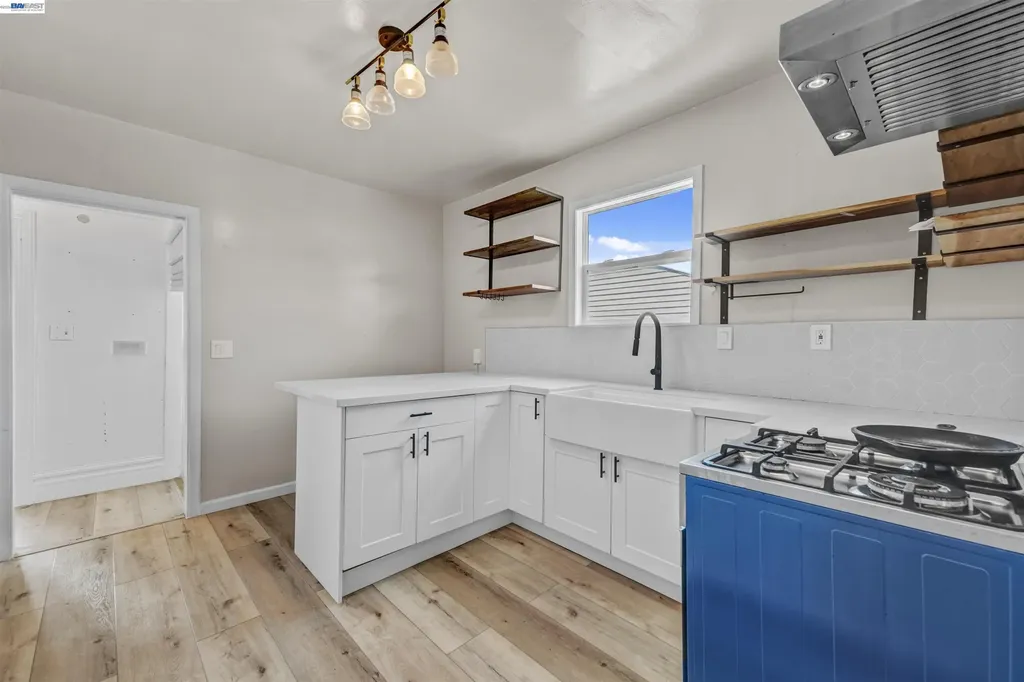 818 18th Street Oakland CA 94607