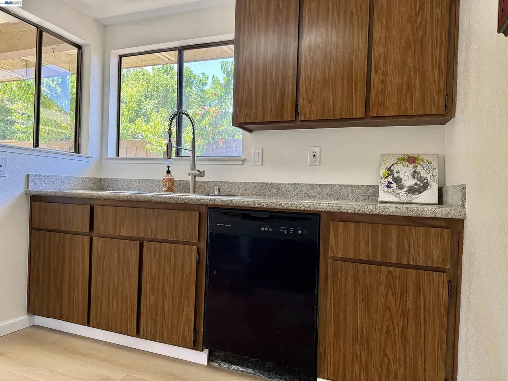 2400 Horizon Lane Antioch CA 94509
