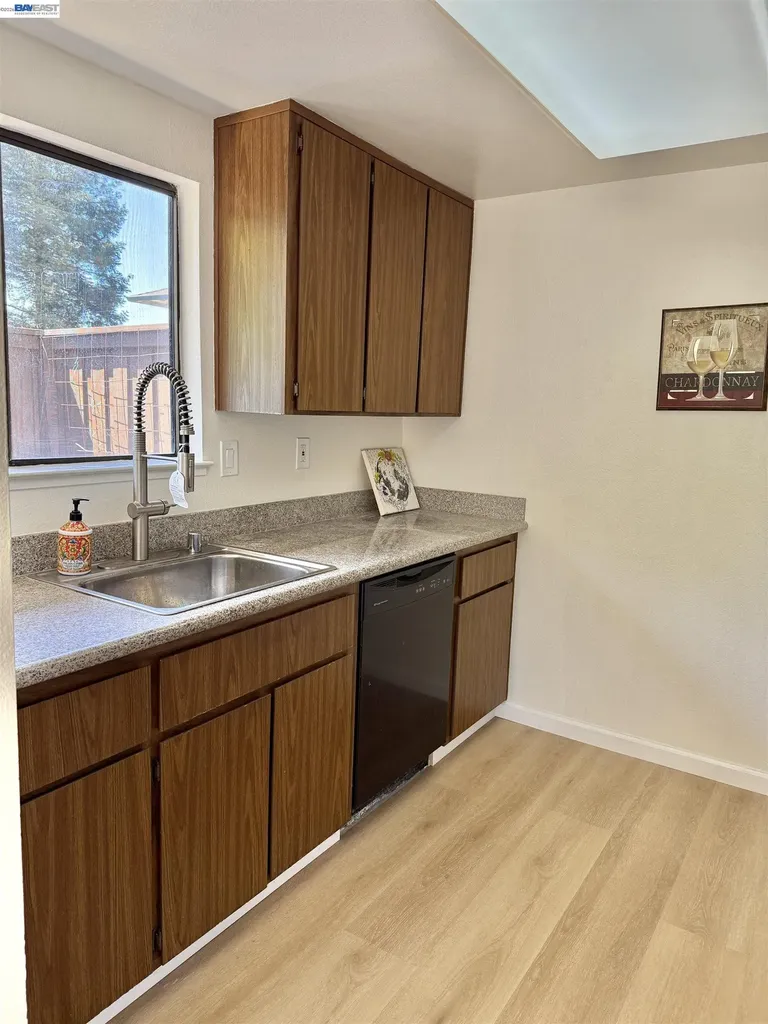 2400 Horizon Lane Antioch CA 94509