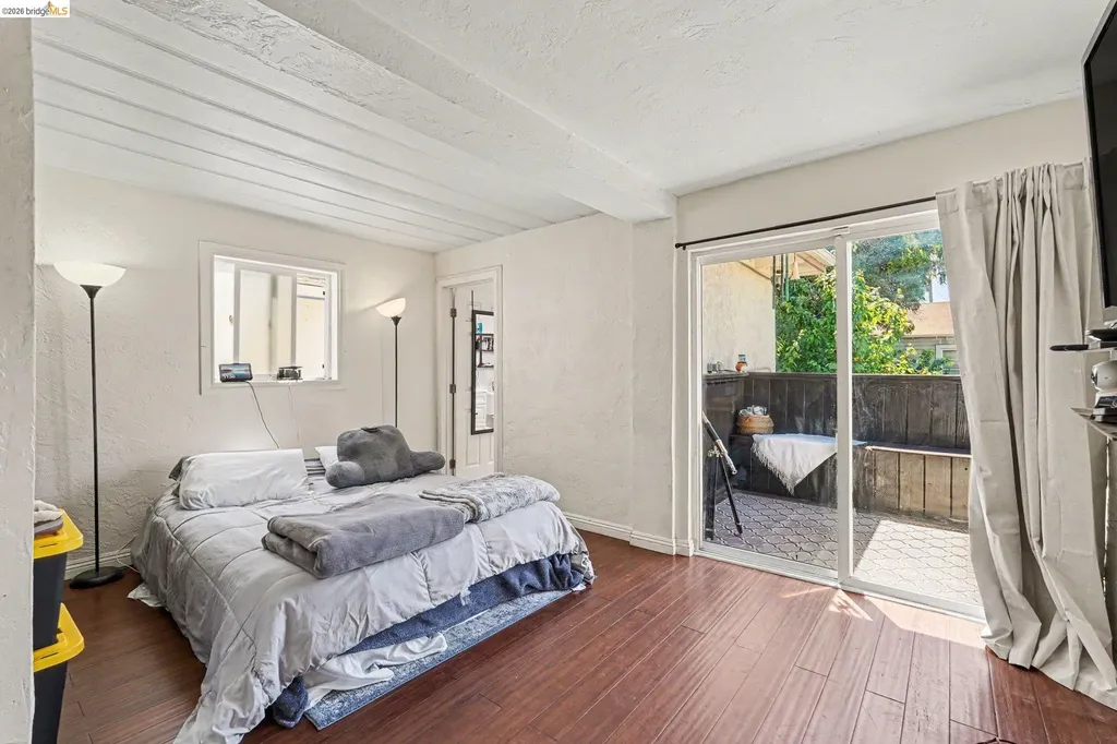 1288 107th Oakland CA 94603