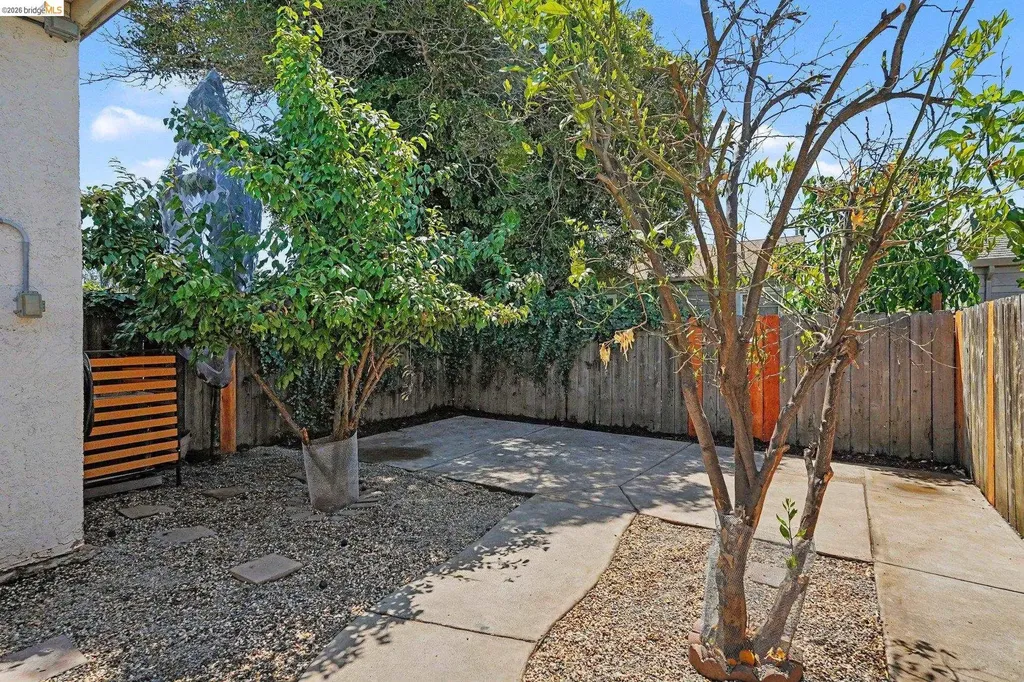 1288 107th Oakland CA 94603
