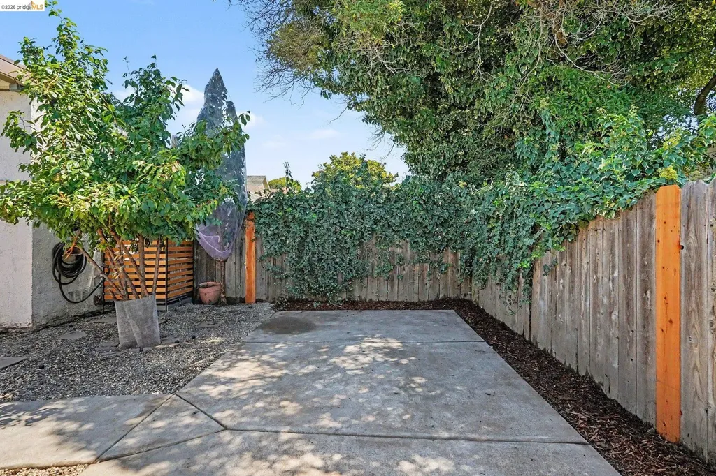 1288 107th Oakland CA 94603
