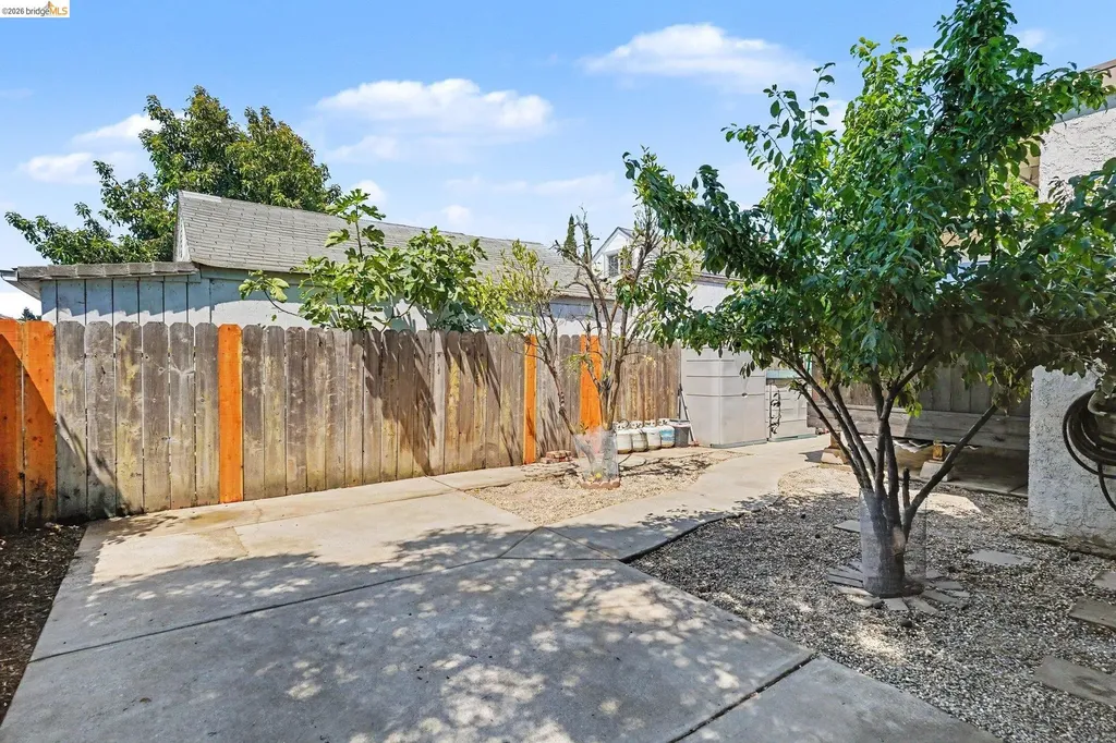 1288 107th Oakland CA 94603