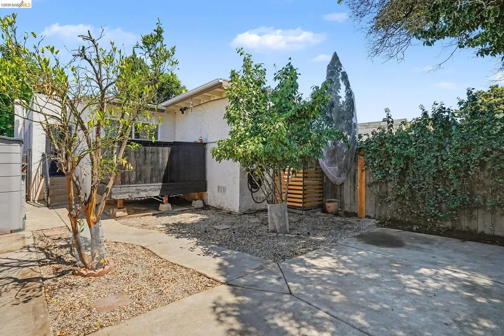 1288 107th Oakland CA 94603