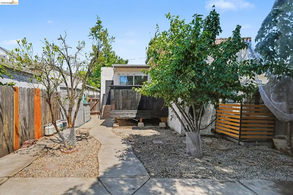1288 107th Oakland CA 94603