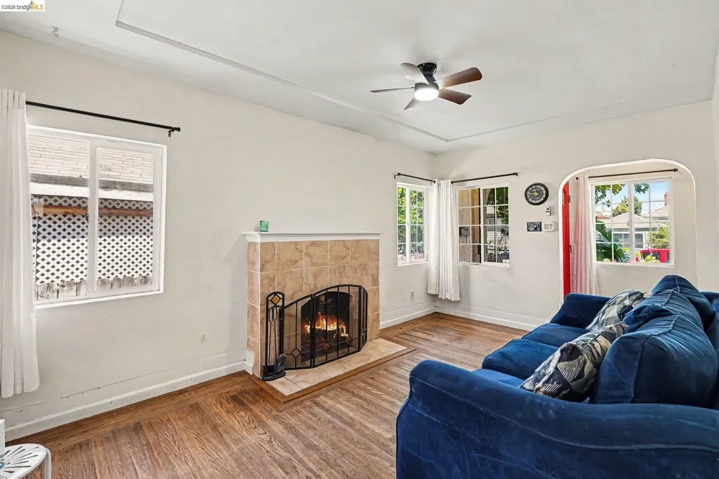 1288 107th Oakland CA 94603