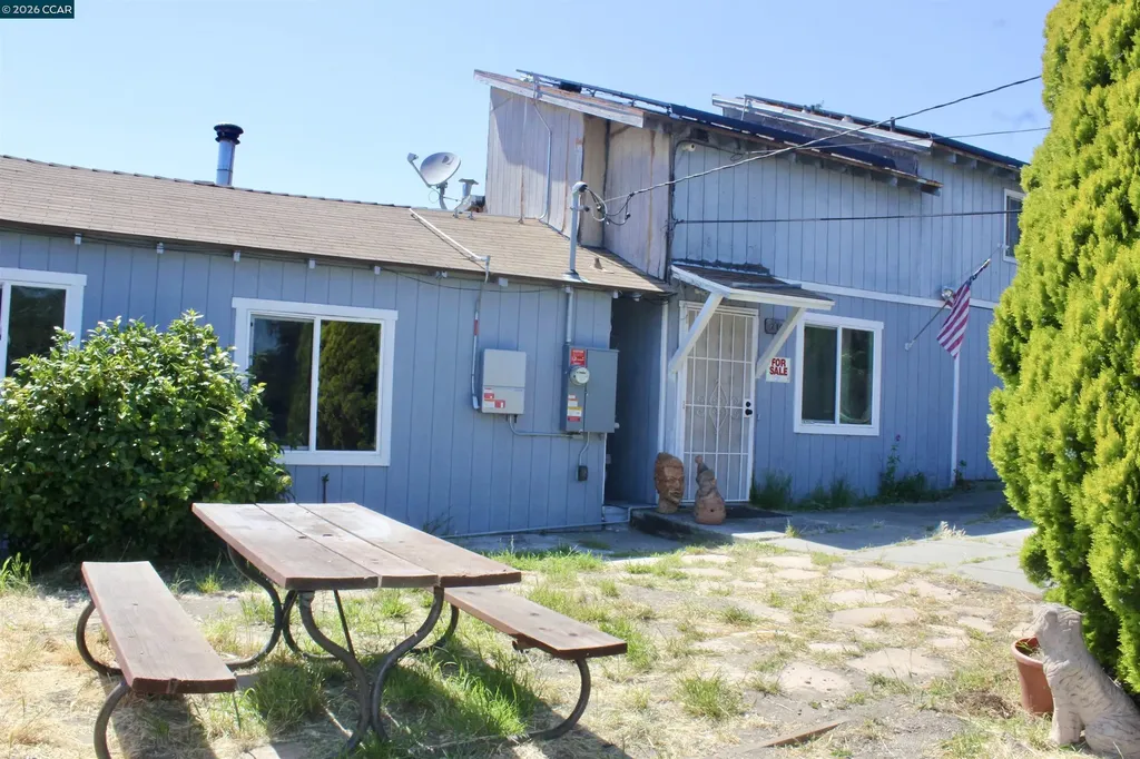 715 Santa Maria Road El Sobrante CA 94803