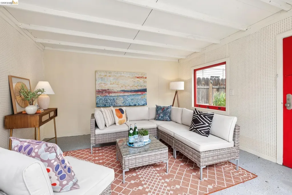 1000 Elm Court El Cerrito CA 94530