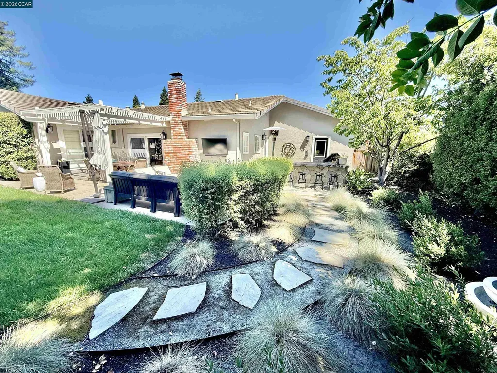 124 Meese Court Danville CA 94526