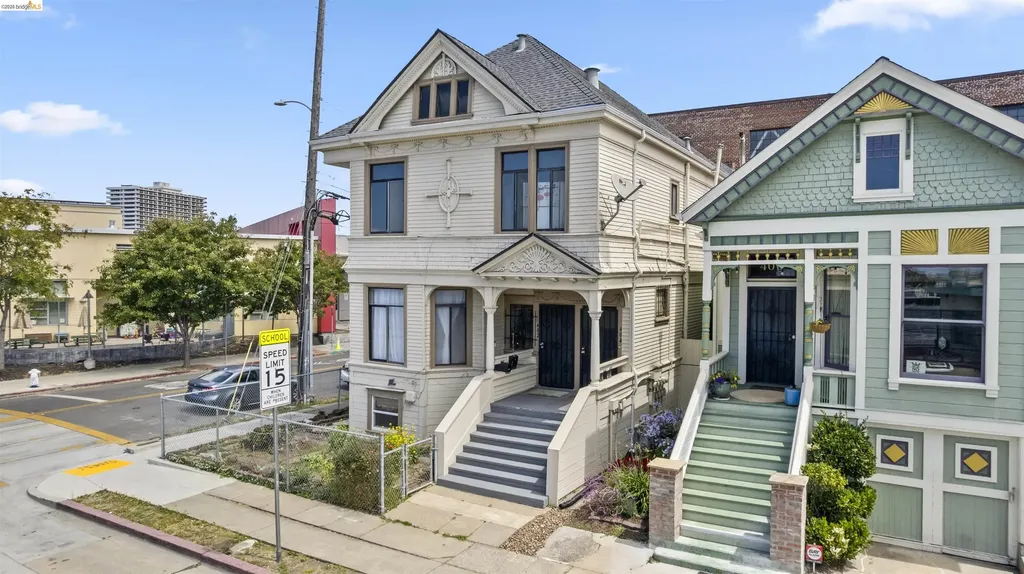 402 10th Street Oakland CA 94606