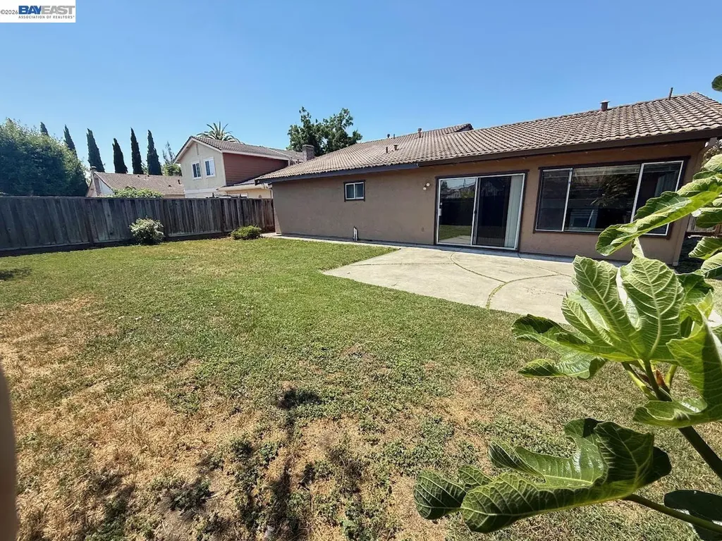 33457 Caliban Drive Fremont CA 94555